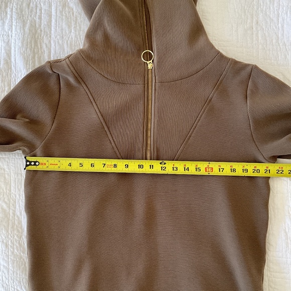 Varley Vine Pullover - Picture 12 of 12